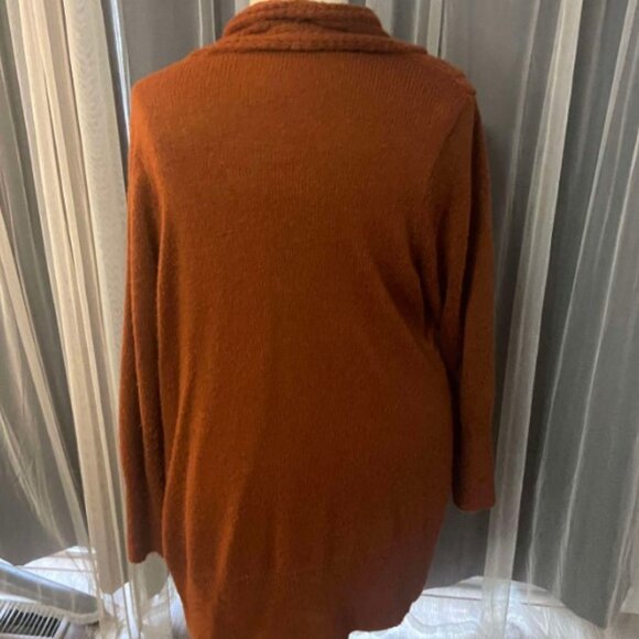 Torrid size 4 knit orange sweater - Picture 4 of 4